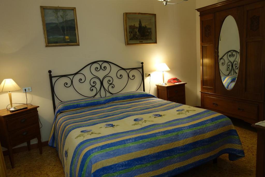 Hotel Roma Scanno Pokoj fotografie